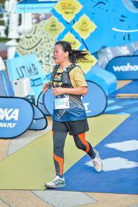 BIB: 1250
                            <button type="button" onclick="openModal(22762208)" class="btn btn-primary btn-sm float-right btn-popup" data-toggle="modal" data-target=".modal-high-quality">
                        <i class="fas fa-shopping-cart"></i> Add to Cart
                    </button>
                                            <button type="button" onclick="isThisMe(22762208, true)" class="btn btn-success btn-sm float-right btn-popup btn-isme hidden" data-toggle="tooltip" data-placement="bottom" title="นี่คือรูปของคุณใช่ไหม คลิกที่นี่เพื่อเอาเข้าอัลบั้ม">
                        <i class="fas fa-plus"></i> Add to album
                    </button>
                    <button type="button" onclick="isThisMe(22762208, false)" class="btn btn-warning btn-sm float-right btn-popup btn-isnotme hidden">
                        <i class="fas fa-ban"></i> Remove from album
                    </button>